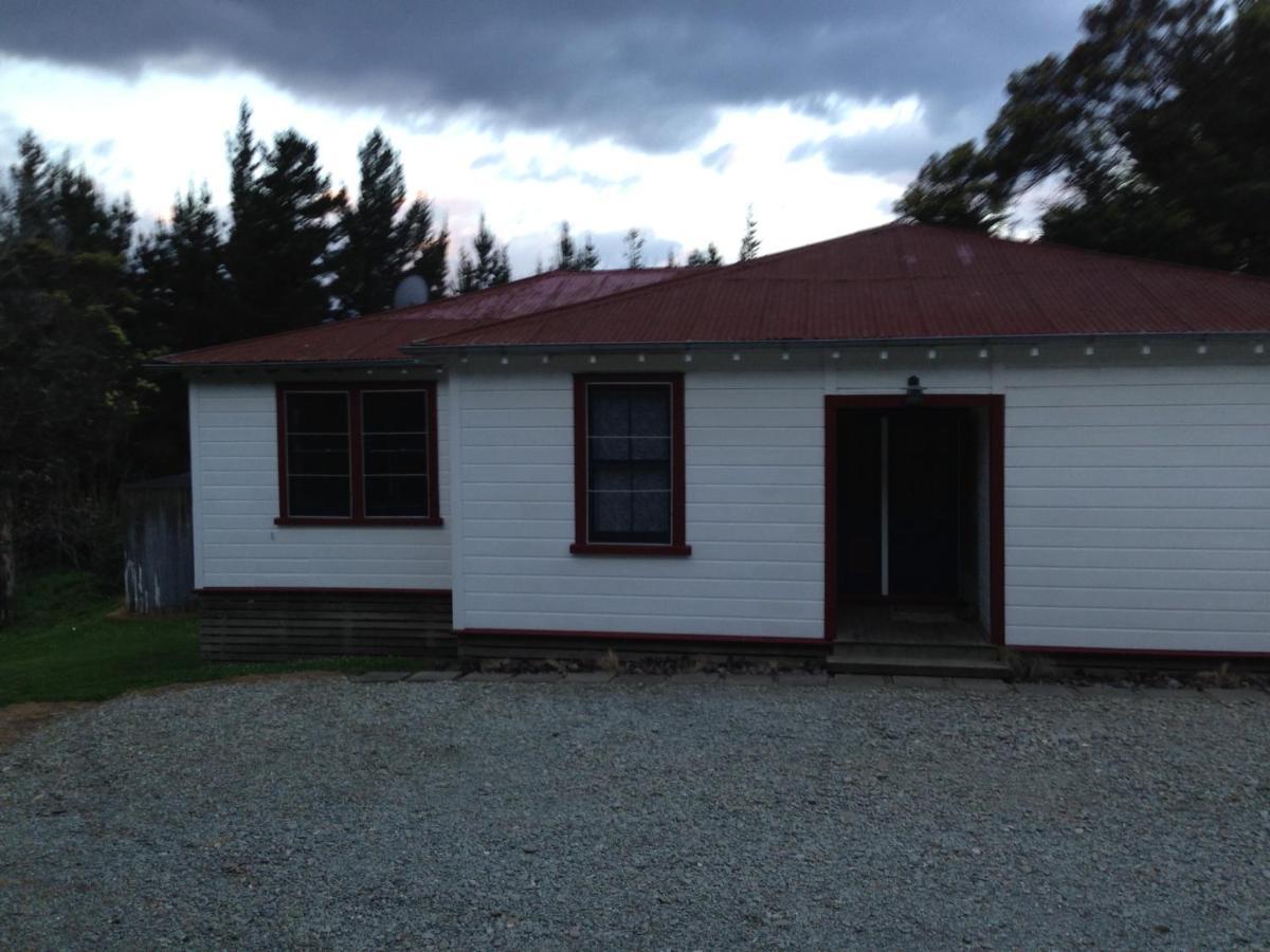 Bed and Breakfast Waipiro Bay Paradise Te Puia Exterior foto