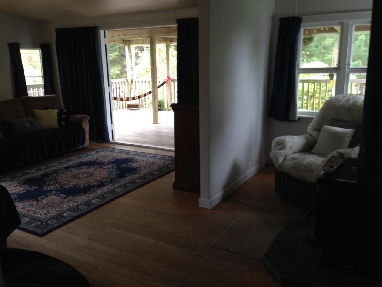 Bed and Breakfast Waipiro Bay Paradise Te Puia Exterior foto